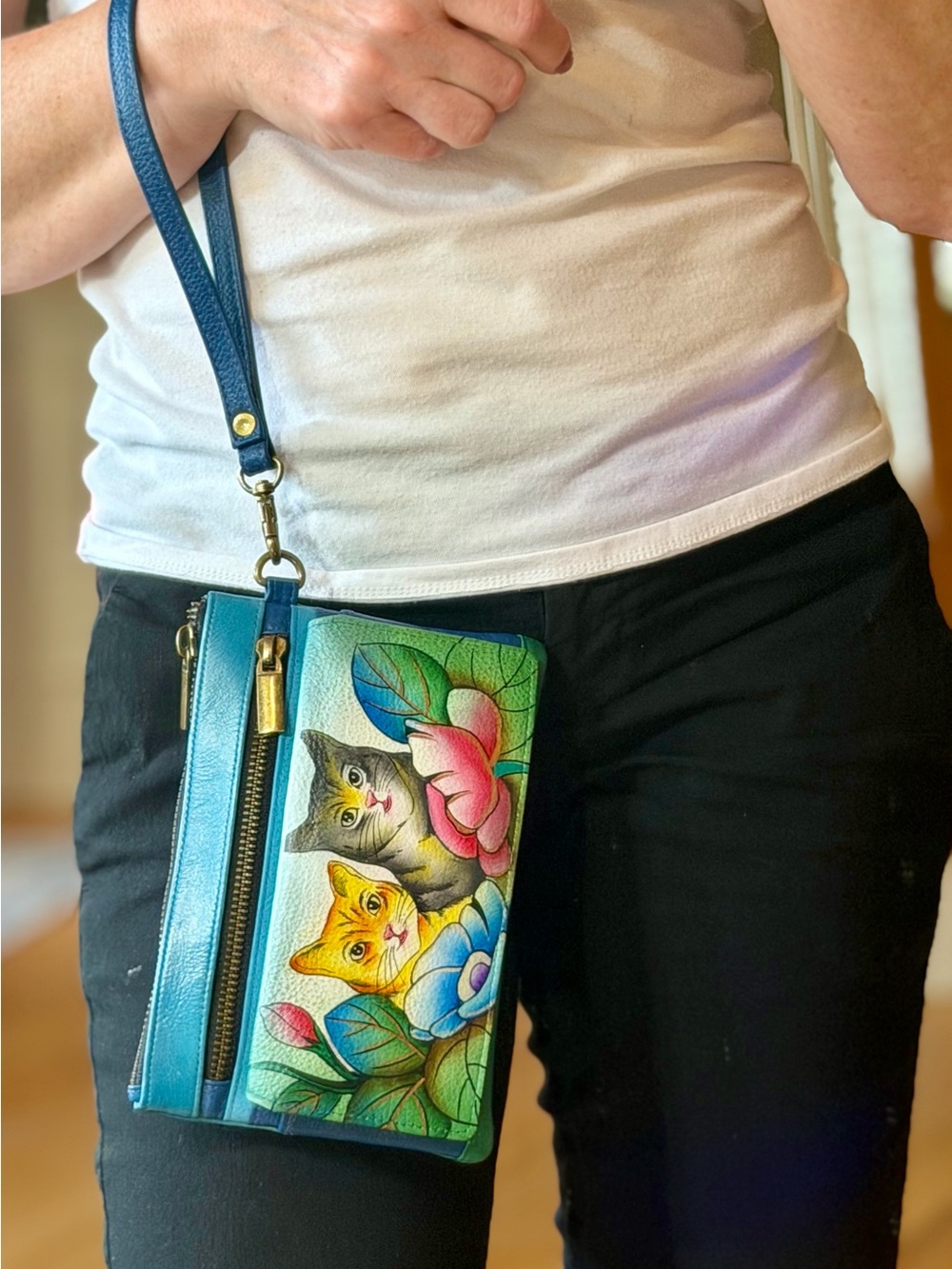 Anna by Anuschka Boho Hand Painted Two Cats Leather Wristlet Wallet - Picture 10 of 10